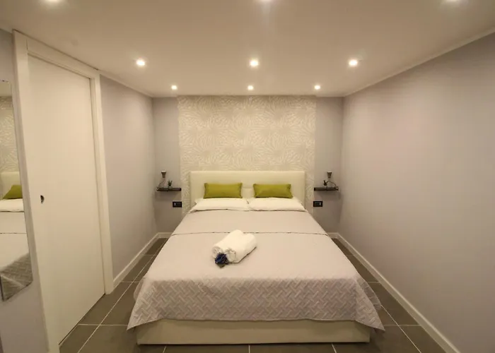 לינה וארוחת בוקר Levante 171